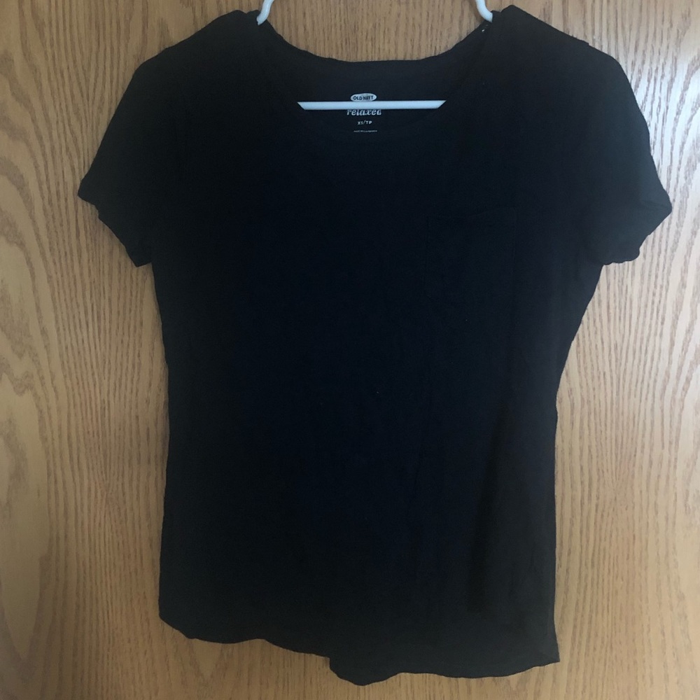 Old Navy Relaxed Fit Black T-Shirt